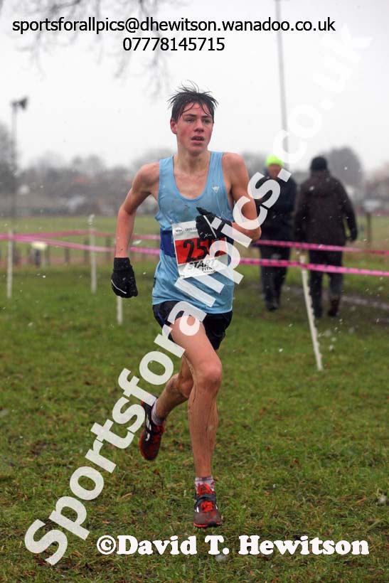 Boys under-15s North Eastern Cross Country, Sedgefield, County Durham. Photo: David T. Hewitson/Sports for All Pics